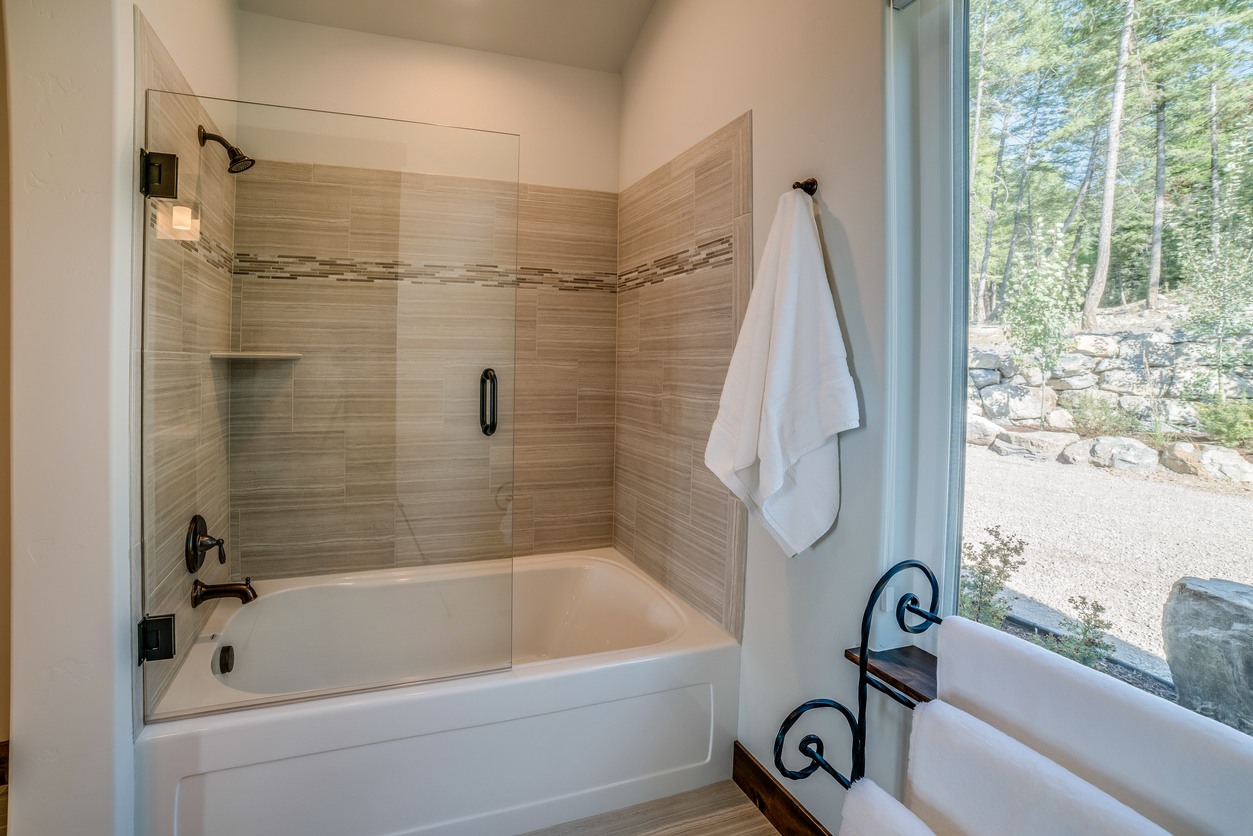 Shower & Tub Installation in South Patrick Shores